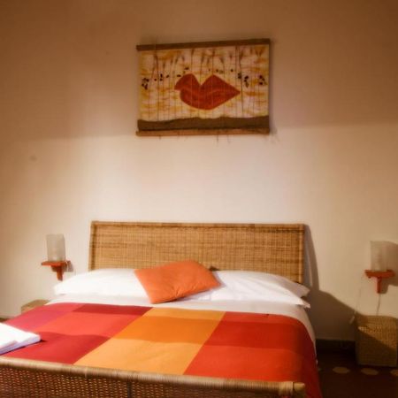 B&B 5 Sensi ฟลอเรนซ์ ภายนอก รูปภาพ